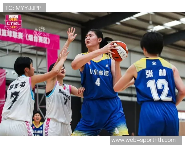 山东女篮主帅谈张子宇加盟进展强调适应成年组比赛的重要性 山东女篮主帅谈张子宇加盟进展强调适应成年组比赛的重要性